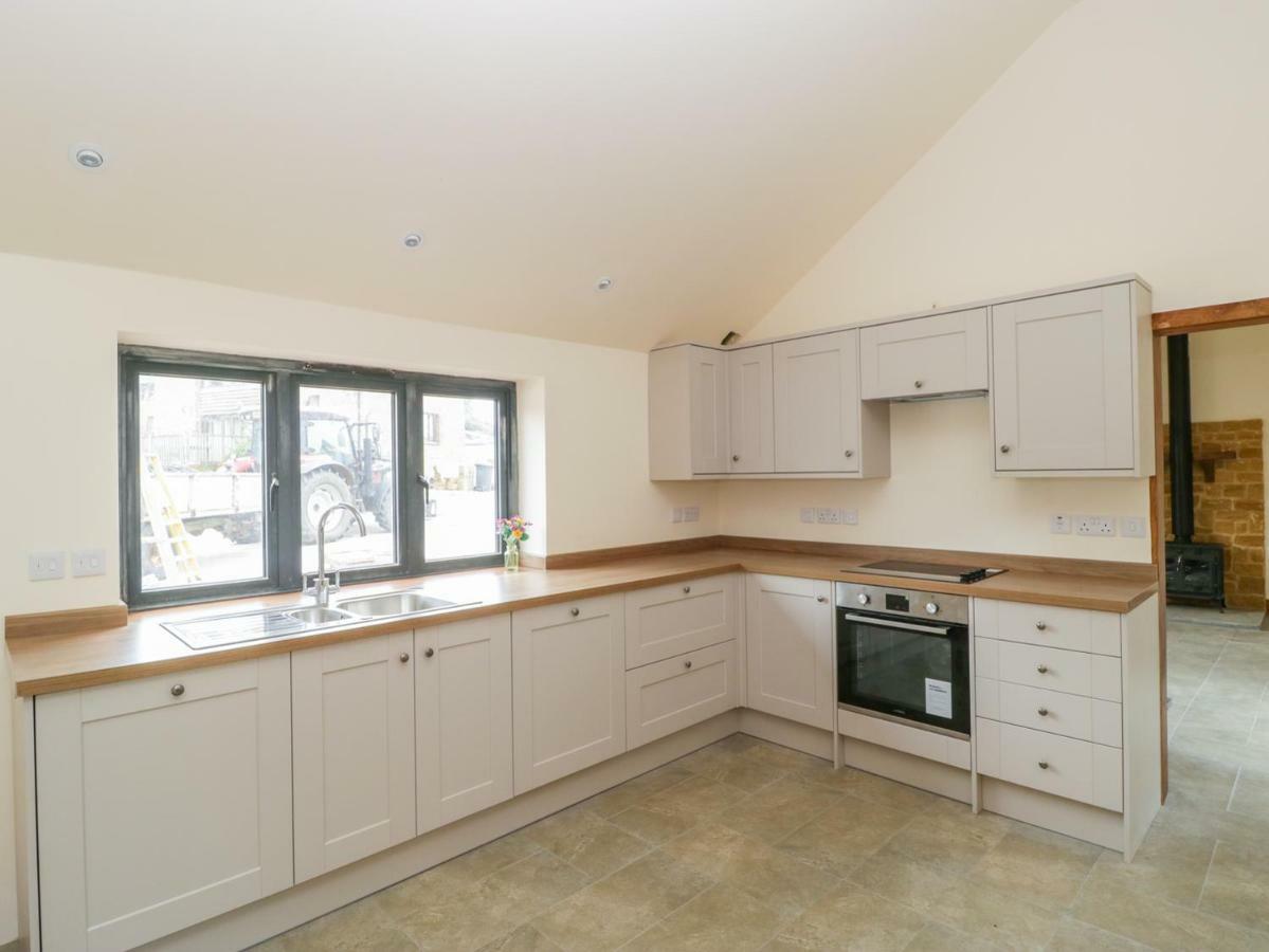 Villa The Milking Barn Yeovil Exterior foto