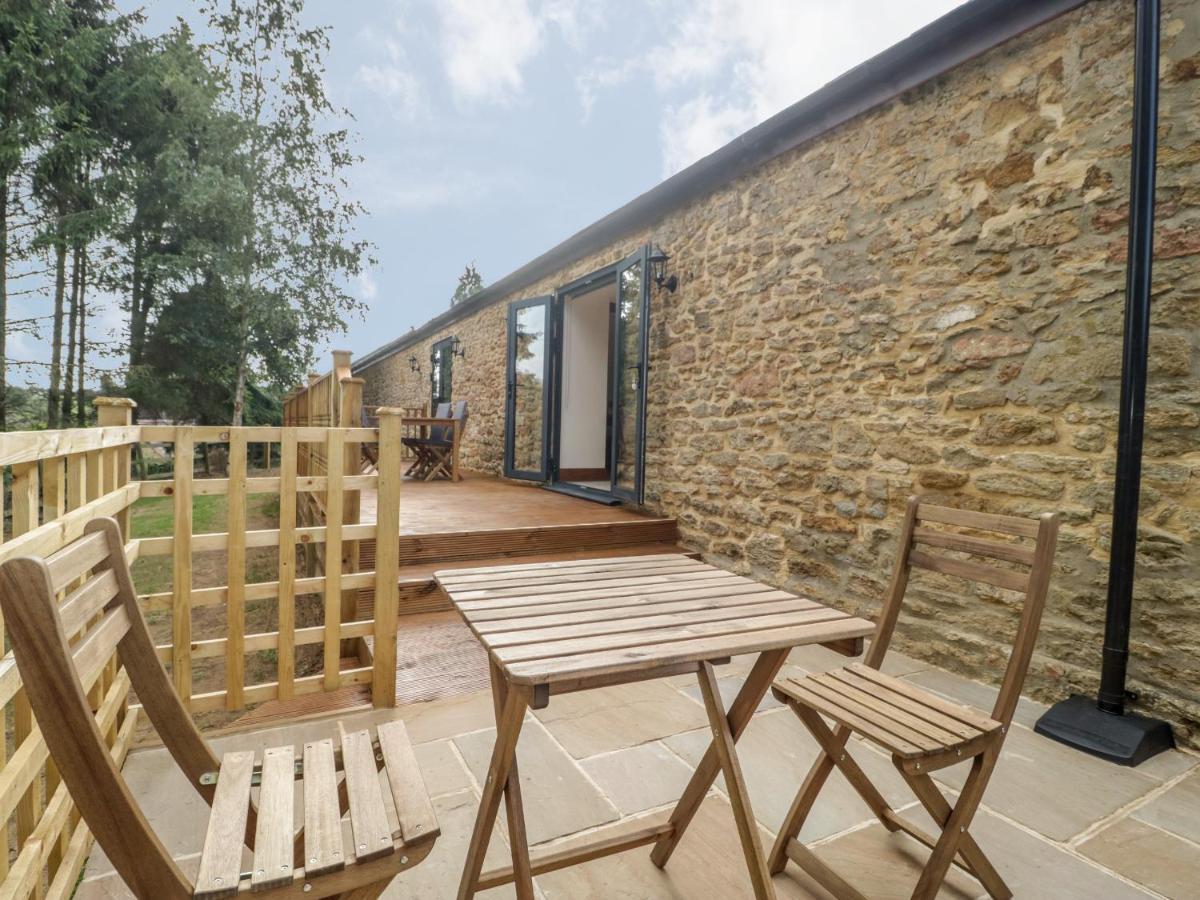 Villa The Milking Barn Yeovil Exterior foto