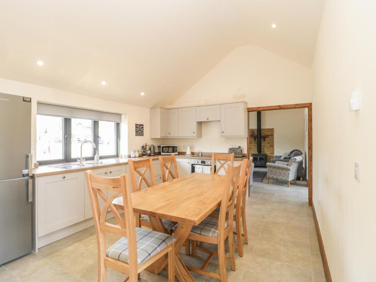 Villa The Milking Barn Yeovil Exterior foto